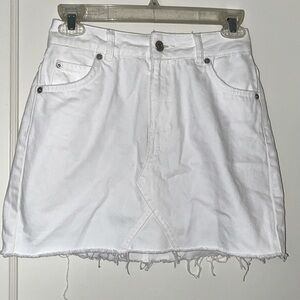 Topshop moto white denim skirt size: 4